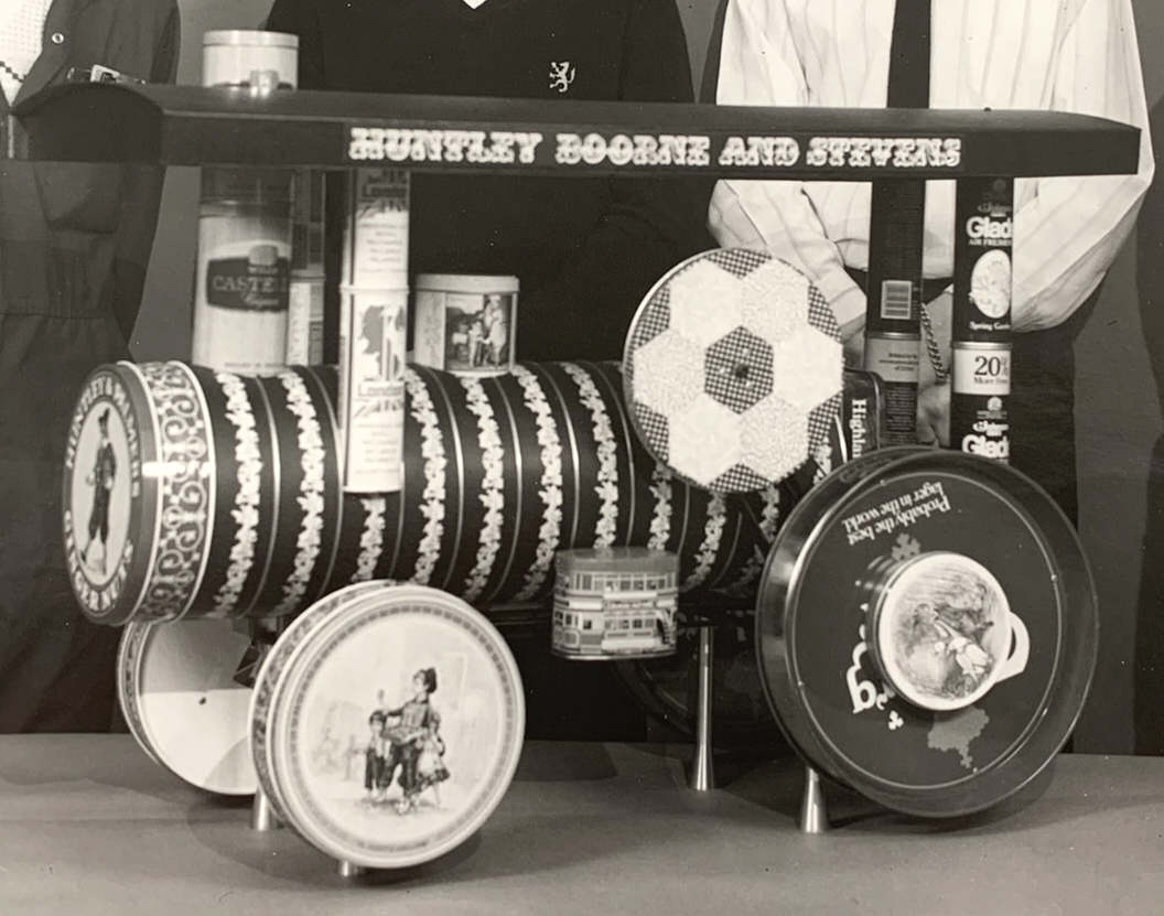 Huntley, Boorne and Stevens train made from biscuit tins, ref. DEX2870