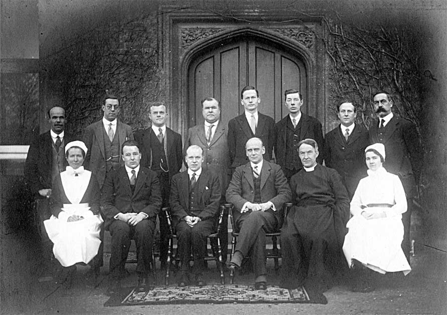 Photograph of senior staff at the Berkshire Lunatic Asylum